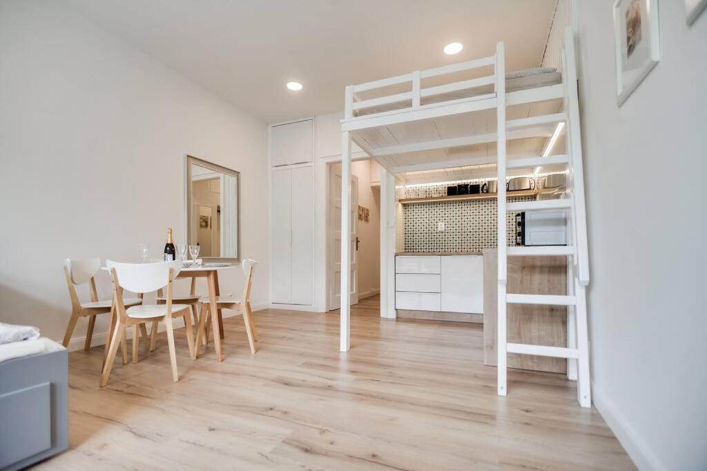 Mala Strana - Historical Center Apartment Prague